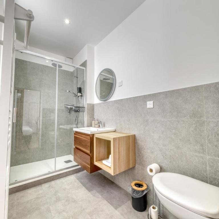 La Résidence Courcelles - Climatisation - Three-Bedroom Apartment Suite - 35