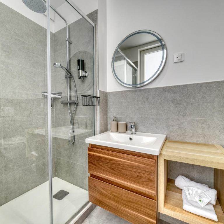 La Résidence Courcelles - Climatisation - Three-Bedroom Apartment Suite - 29