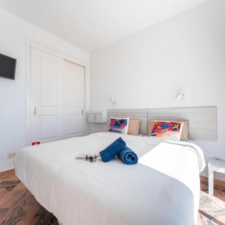 Charming apartment for coastal adventures - Apartment - 4