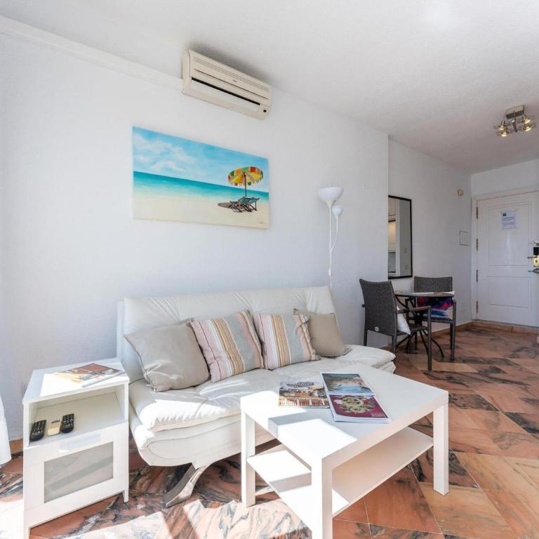 Charming apartment for coastal adventures - Apartment - 9