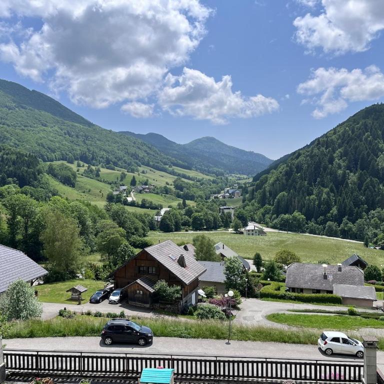 Le Balcon d'Aillon - Appartement 2 Chambres avec Vue sur la Montagne - 12