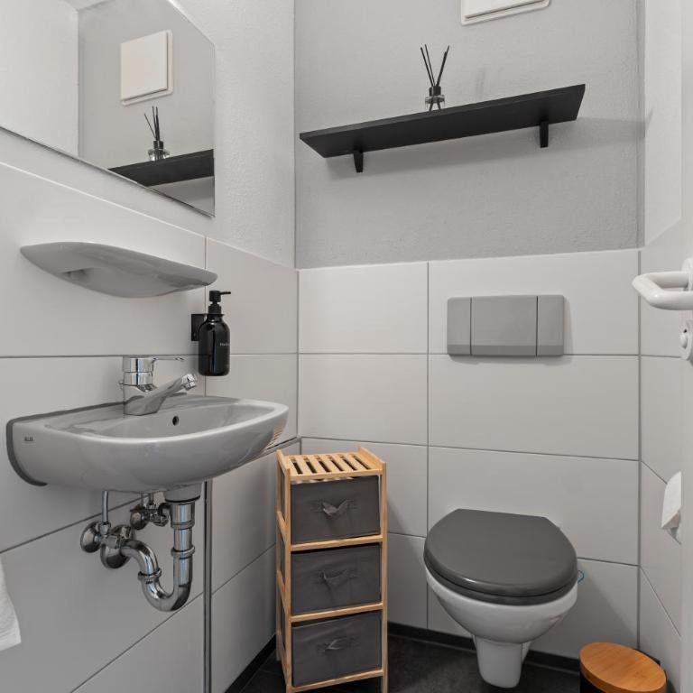 Glücksfewo71, Top Lage, mit privater Garage und 2Terassen, perfekt für Familien - Appartamento con Terrazza - 11