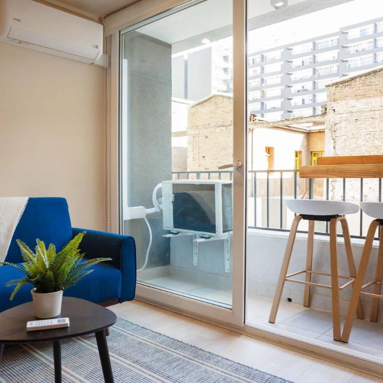 Chic Downtown Santiago Studio Retreat for three - Apartment - 12