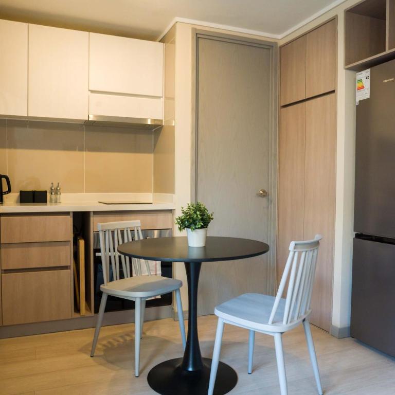 Chic Downtown Santiago Studio Retreat for three - Apartment - 16