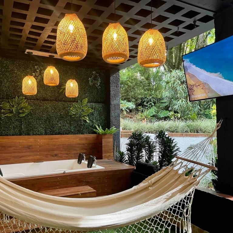 Casa Amsterdam with Jacuzzi in Poblado Medellín - Three-Bedroom House - 1