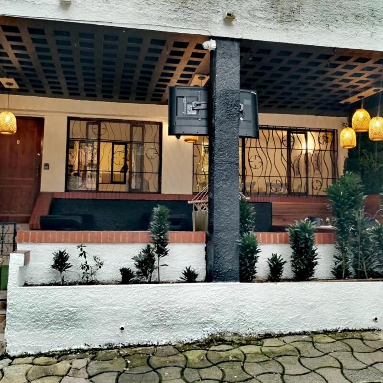 Casa Amsterdam with Jacuzzi in Poblado Medellín - Three-Bedroom House - 15