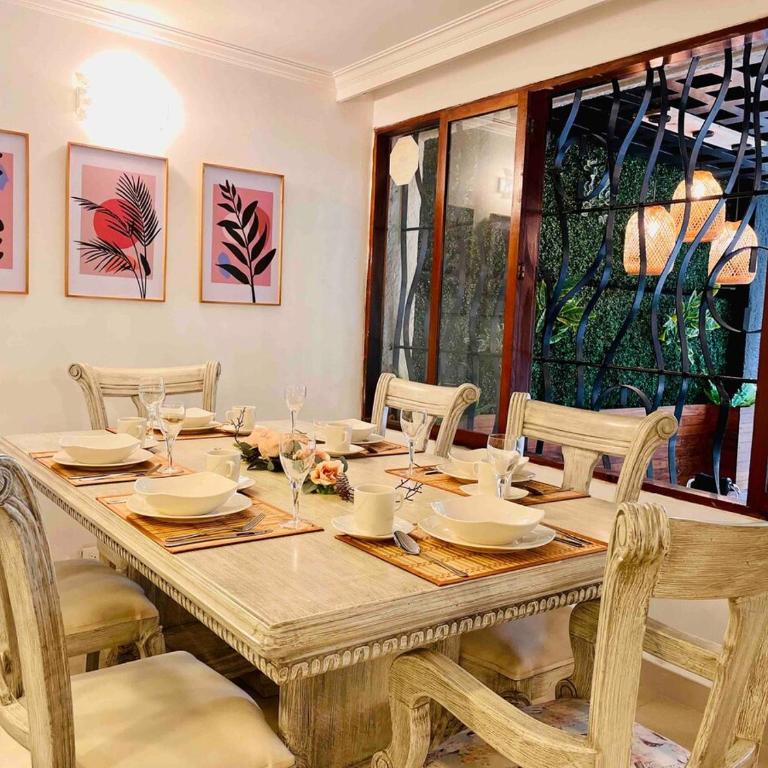 Casa Amsterdam with Jacuzzi in Poblado Medellín - Three-Bedroom House - 18