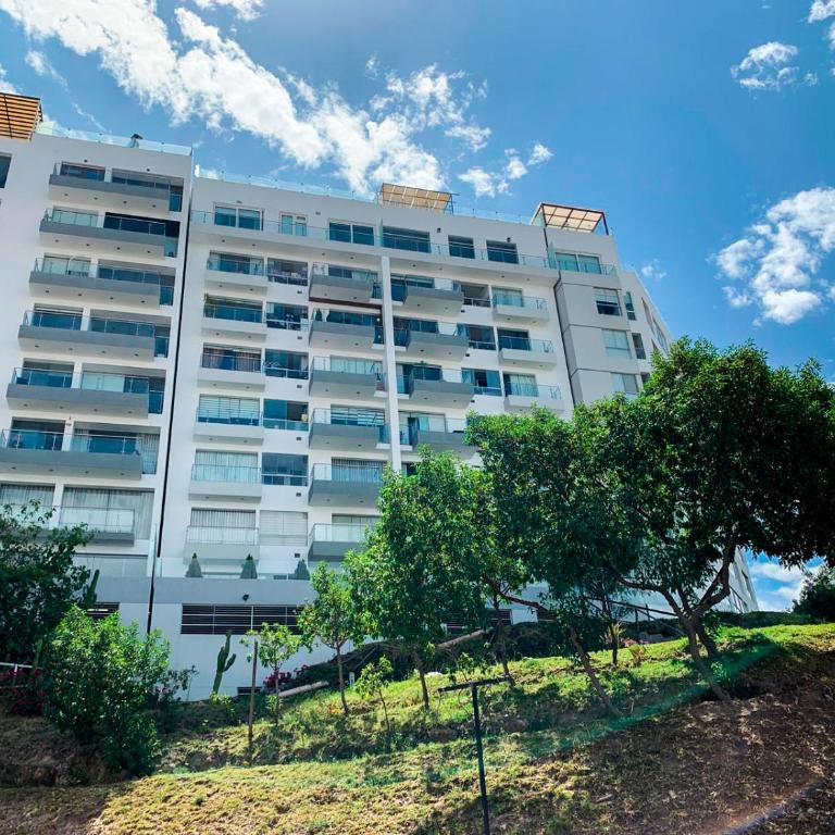 LUXURY CAYMA 2 - Impresionante vista a la campiña sin salir de la ciudad - Deluxe Apartment - 1