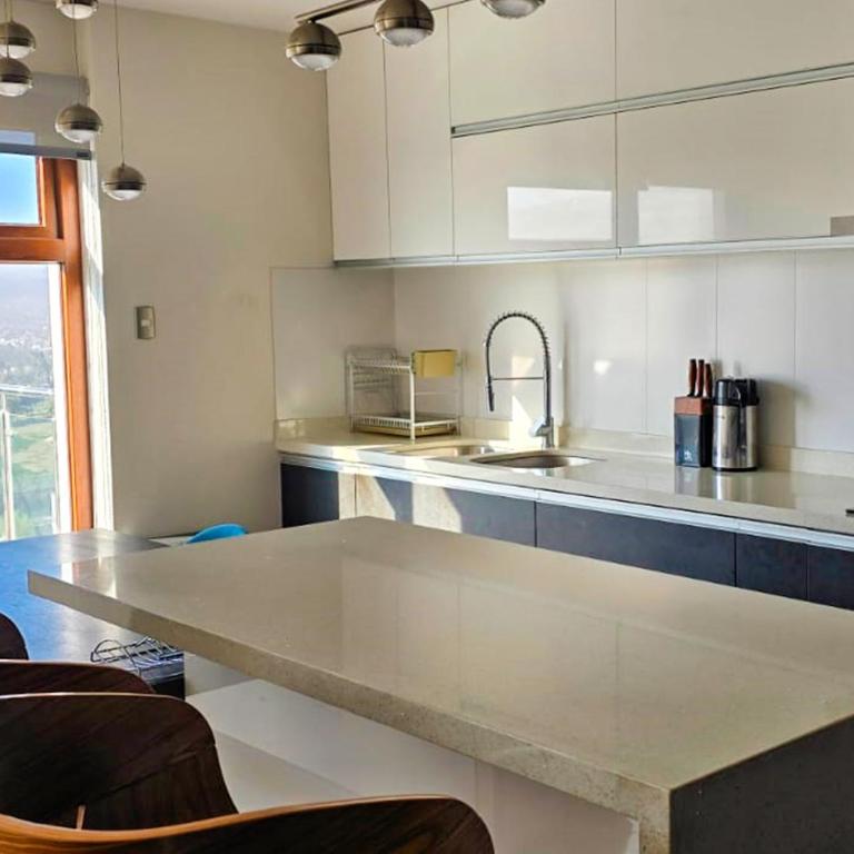 LUXURY CAYMA 2 - Impresionante vista a la campiña sin salir de la ciudad - Deluxe Apartment - 11