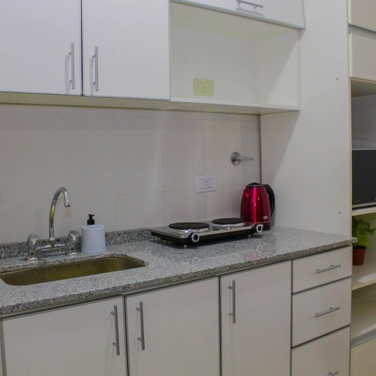 House 4 minutes from the airport - One-Bedroom House - 4