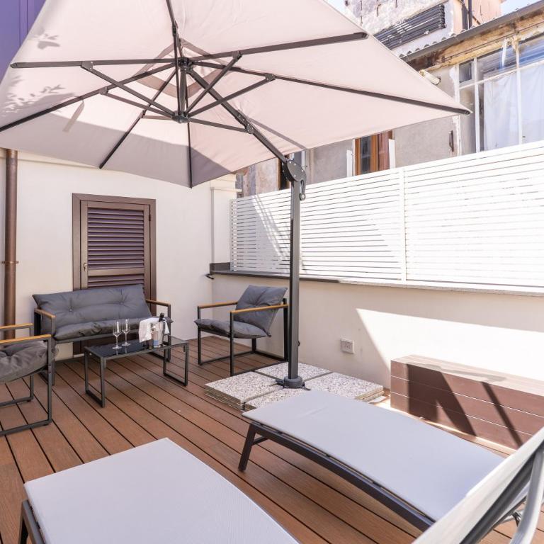 AGH Pantheon - Quadruple Room with Private Terrace 5th Floor - 1