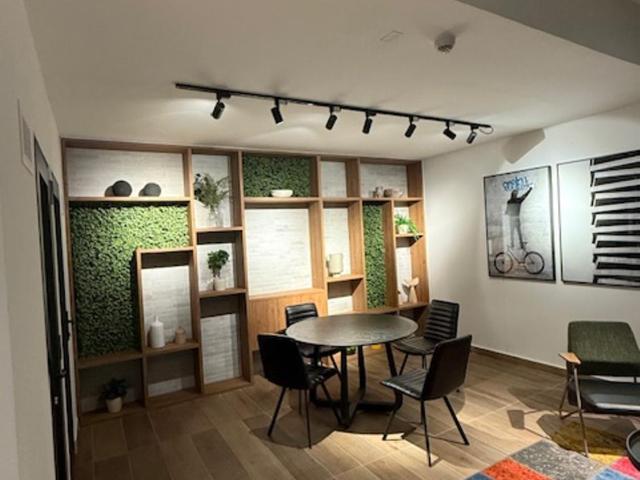 Hermoso departamento en centro histórico Santiago - Apartamento de 2 dormitorios - 34