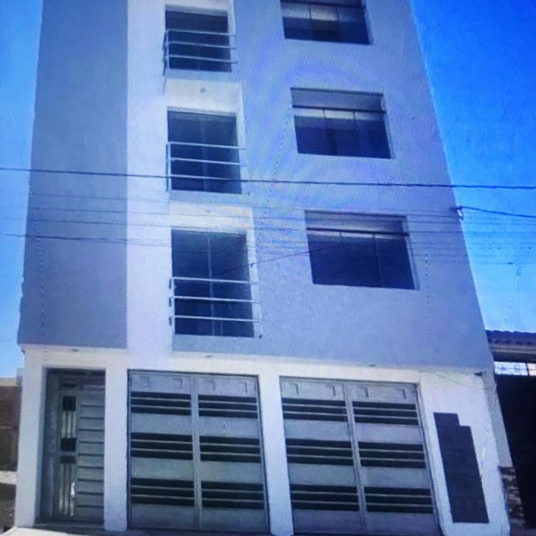 Renato's Hospedaje GARAGE - Three-Bedroom Apartment - 16