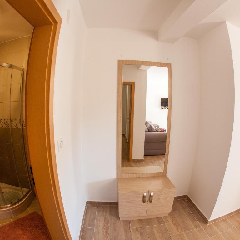 Villa Sandra - Apartman s 1 Spavaćom Sobom i Terasom - 14