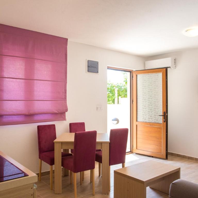 Villa Sandra - Apartman s 1 Spavaćom Sobom i Terasom - 10