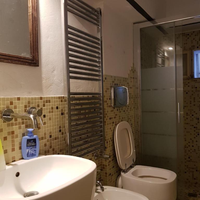 Florence center - Two-Bedroom Deluxe Apartment - 2