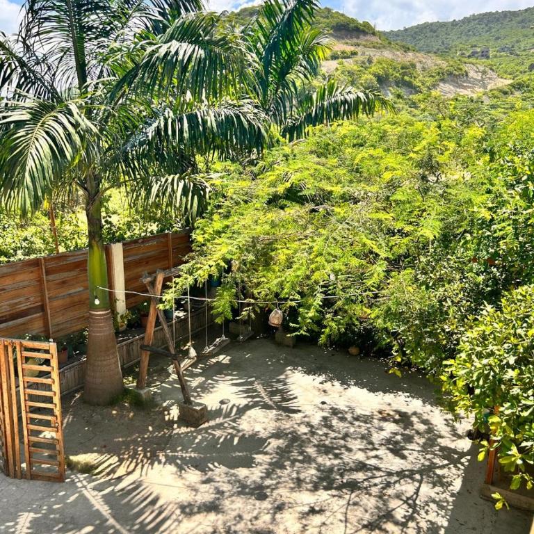 PiscinaCascolHostal - Deluxe Room (2 Adults + 1 Child) - 1