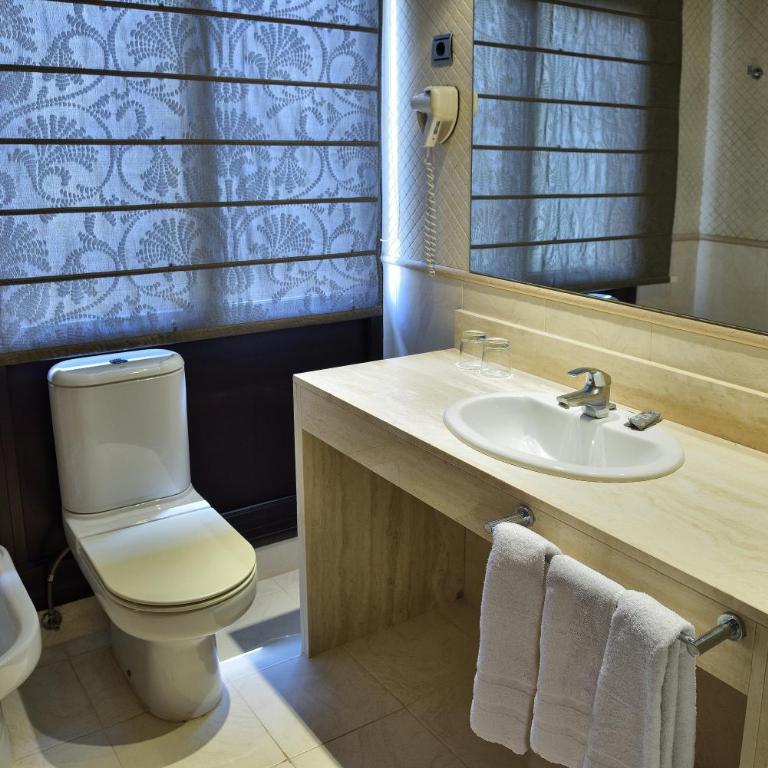 ITC Barcelona By Soho Boutique - Small Double Room - 4