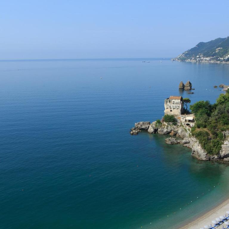 Lloyd's Baia Hotel - Camera Matrimoniale con Vista Mare - 1