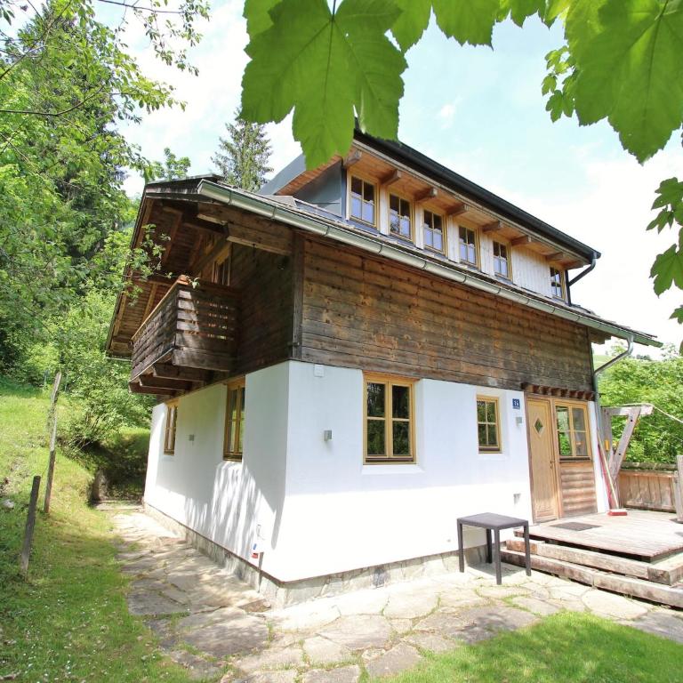 Vacation in Kaprun A chalet surrounded by nature - Chalet mit 3 Schlafzimmern - 1