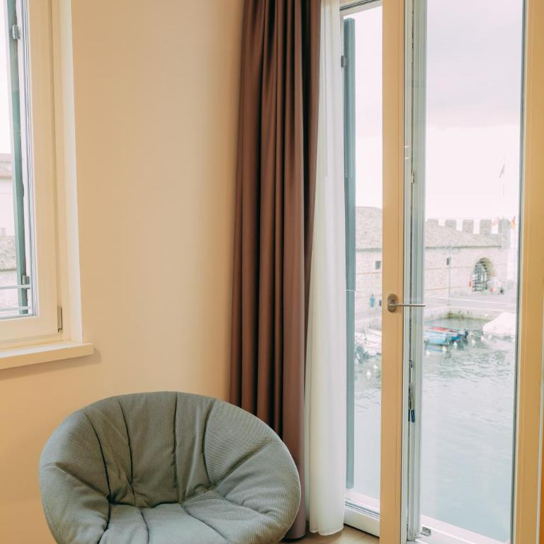 Borgo di Lazise - Adults friendly - Camera Matrimoniale con Vista Lago - 11