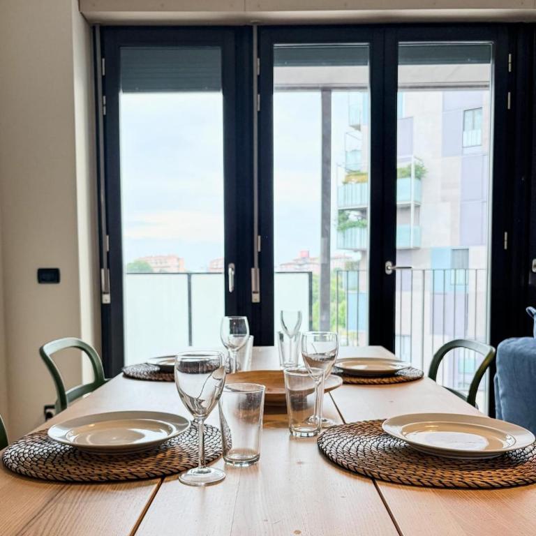 Large Apartment with Terrace - Two-Bedroom Apartment - 3