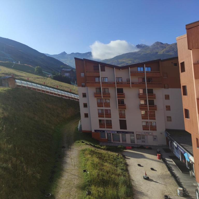 1424 Aconit T 4 LES MENUIRES - Appartement 3 Chambres avec Balcon - 43