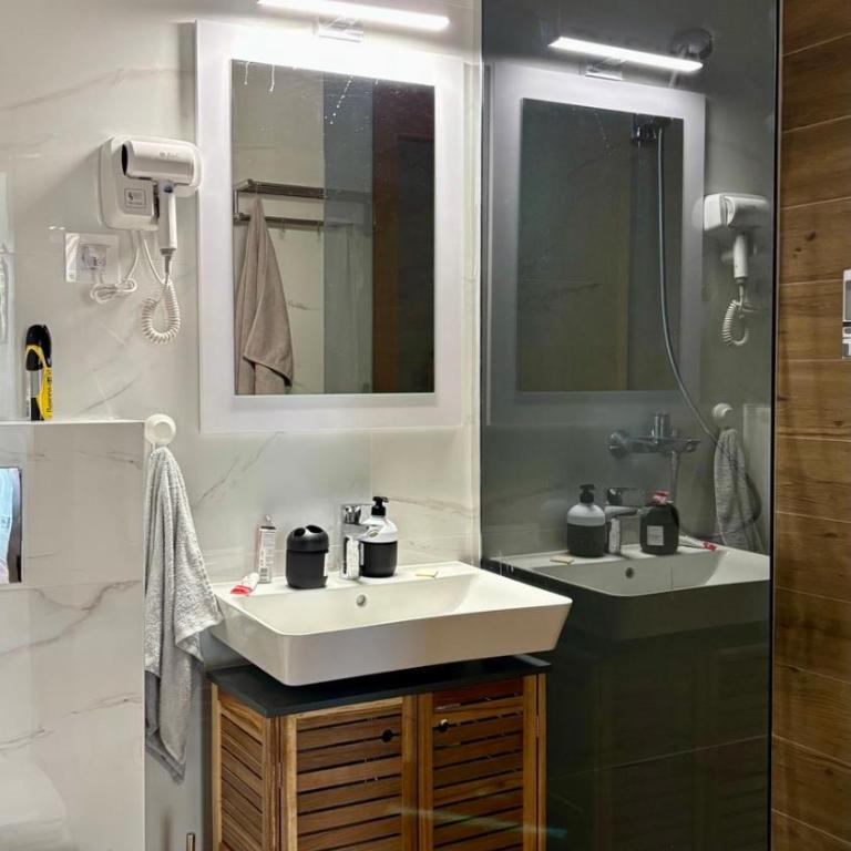 Apartman MMS - Apartman s 3 Spavaće Sobe i Pogledom na Planinu - 18