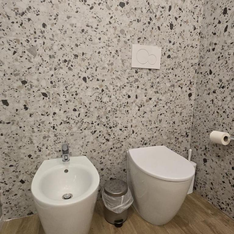 Domus Regis Rooms - Casa Vacanze con 3 Camere da Letto - 34