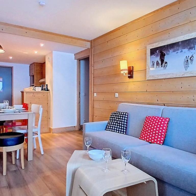 1208 Superbe T2 plein sud aux Menuires - Appartement 1 Chambre avec Balcon - 11