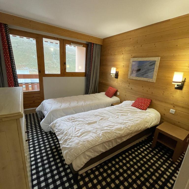 1208 Superbe T2 plein sud aux Menuires - Appartement 1 Chambre avec Balcon - 37