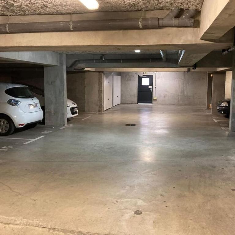 Daurade Balcon Parking free - Bus proche centre - Appartamento con Balcone - 16