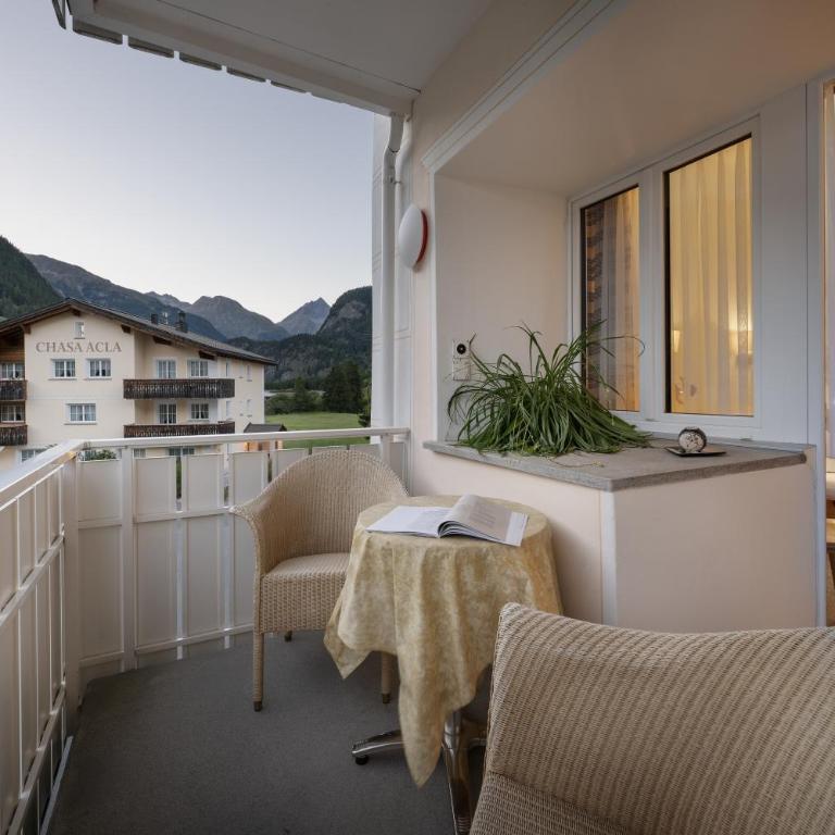 Hotel Acla Filli - Doppelzimmer mit Balkon - 4