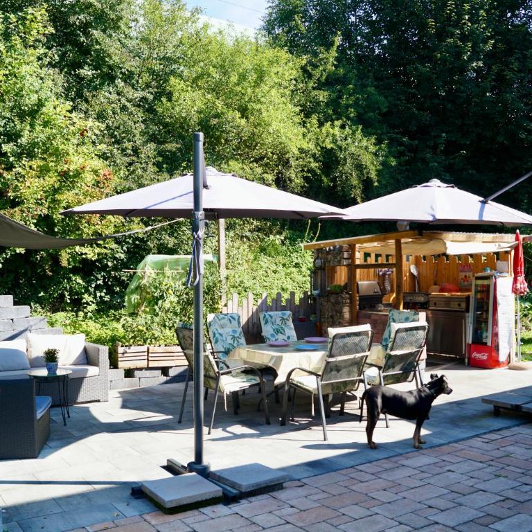 Grüne Oase - Apartment mit 2 Schlafzimmern und Terrasse - 25