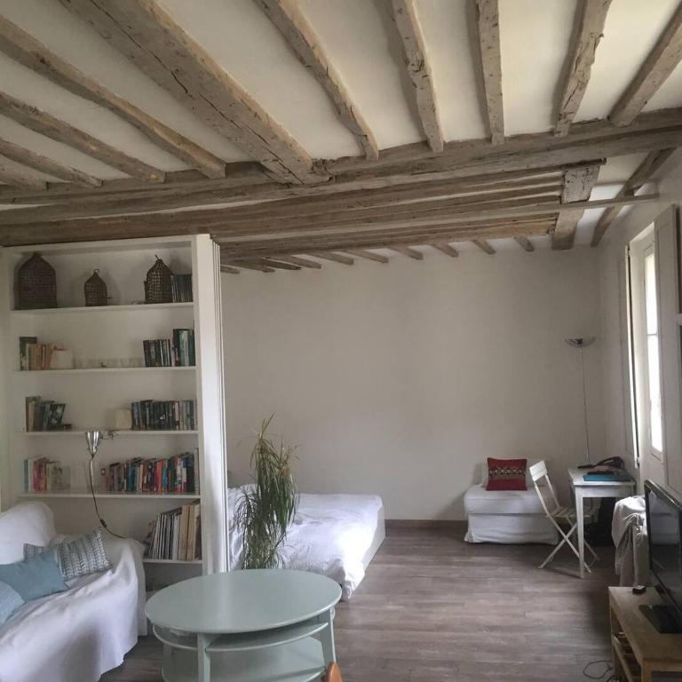 Charming flat in the heart of Paris - One-Bedroom Apartment - 20