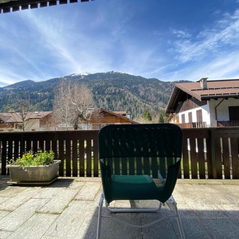 089 Ampio trilocale con doppi servizi, Giustino - Apartamento de 2 dormitorios con vistas - 2