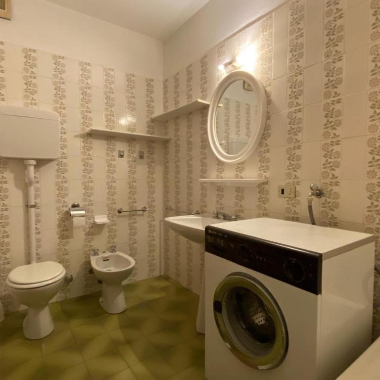 089 Ampio trilocale con doppi servizi, Giustino - Apartamento de 2 dormitorios con vistas - 12