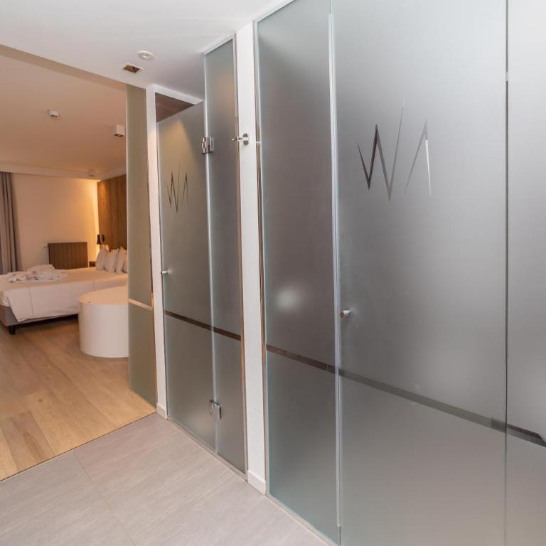 White Angel Hotel - Junior Suite - 7