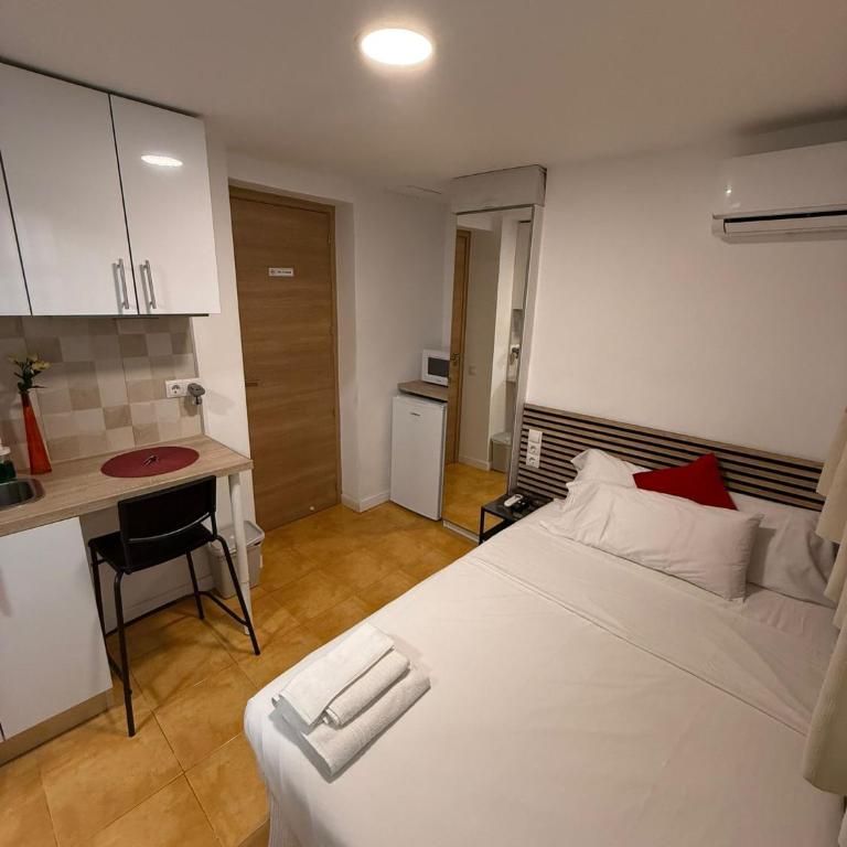 Habitaciones con cocina y baño privado de temporada Vacaciones largas Long Stay desde 11 noches - Studio - 14