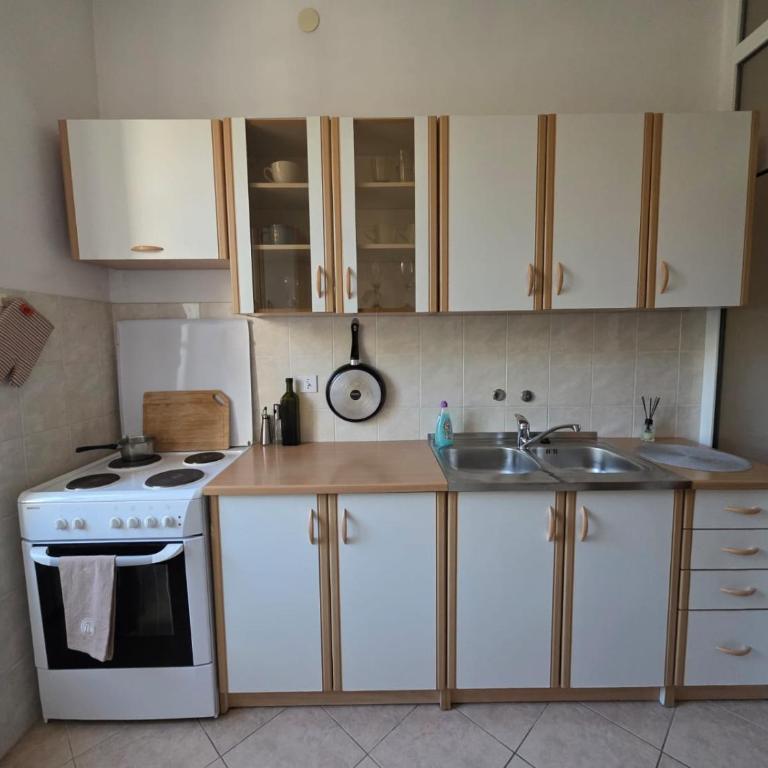 Zen Old Town - Two-Bedroom Apartment - 28