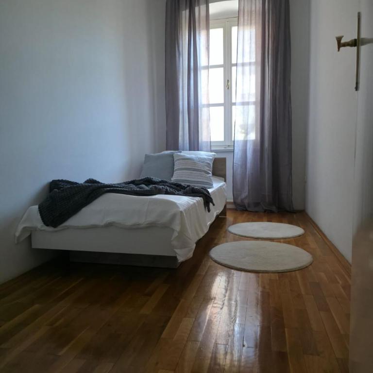 Zen Old Town - Two-Bedroom Apartment - 10