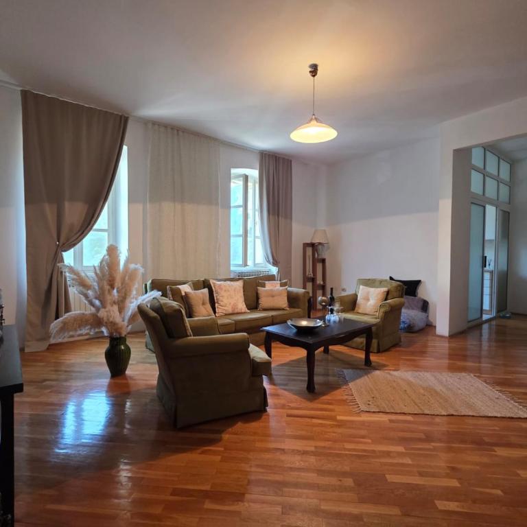 Zen Old Town - Two-Bedroom Apartment - 14