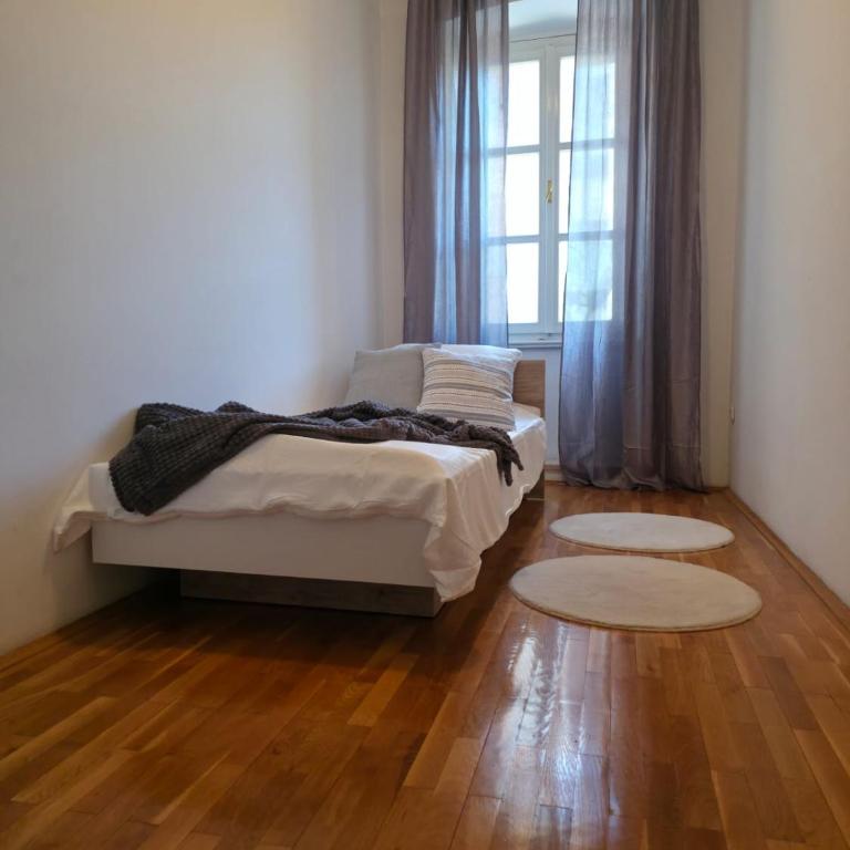 Zen Old Town - Two-Bedroom Apartment - 6