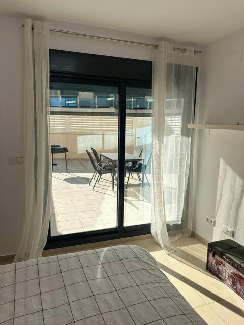 Ground floor apartment on the seafront with pool - Apartamento de 2 dormitorios - 51