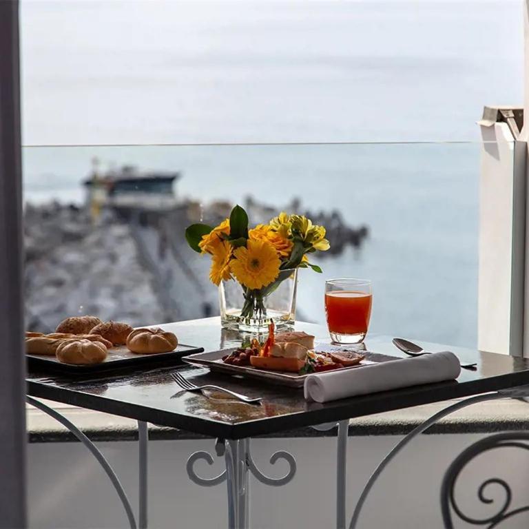 Hotel Residence - Camera Matrimoniale Deluxe con Balcone e Vista Mare - 3