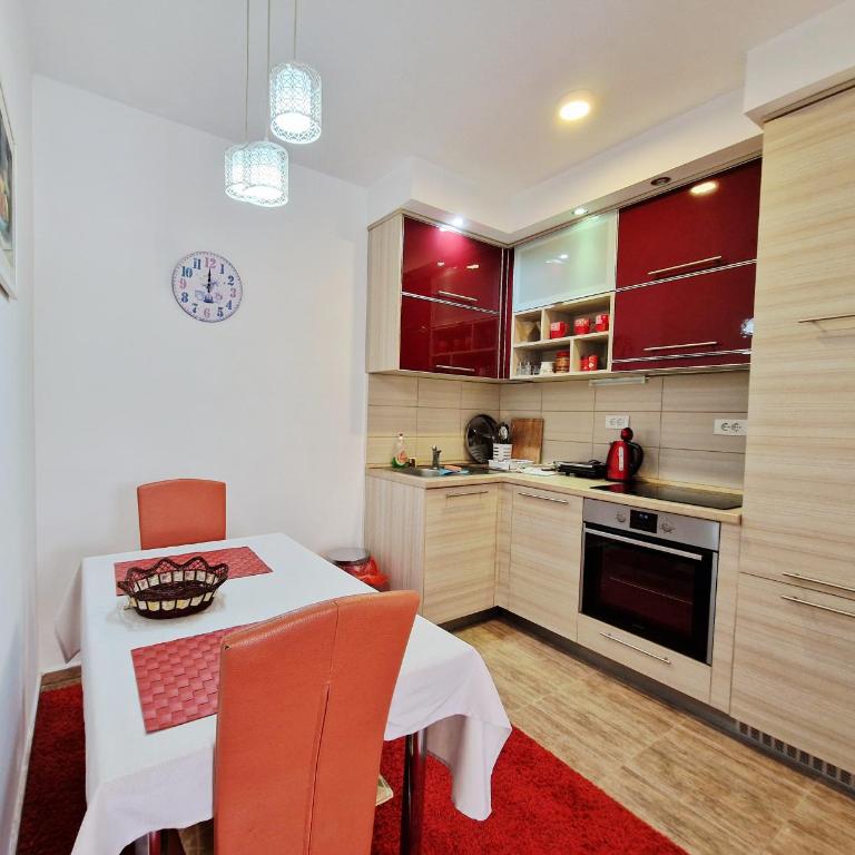Apartments Andrija - Apartment with Mountain View - 3