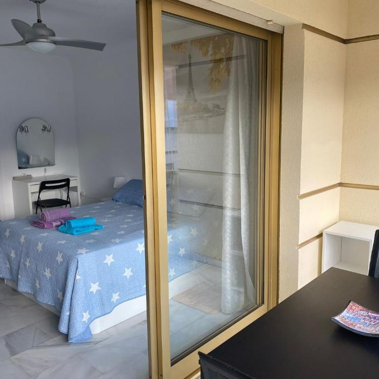 Málaga Centro habitaciones privada en apartamento compartidos - Habitación Doble con balcón - 4