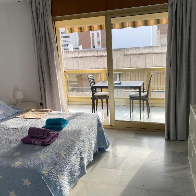 Málaga Centro habitaciones privada en apartamento compartidos - Habitación Doble con balcón - 6