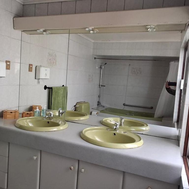 Albergue AH - Deluxe Queen Room - 12