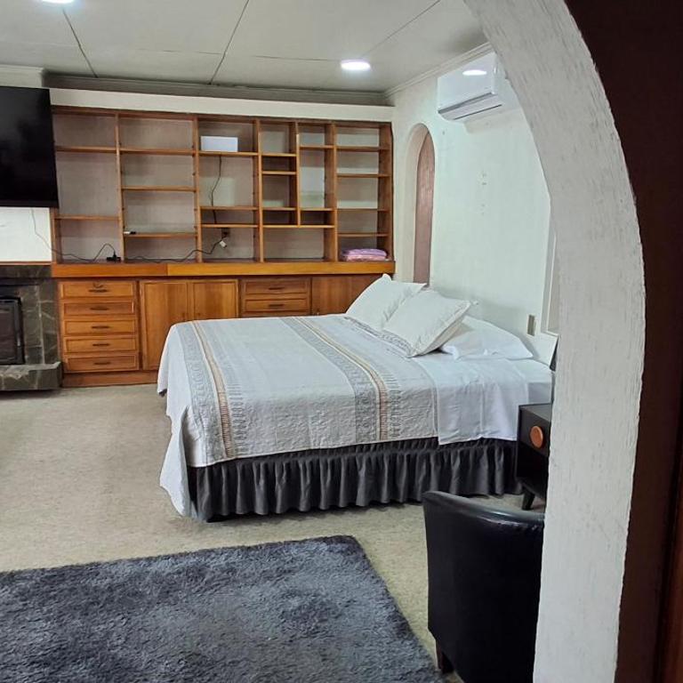 Albergue AH - Deluxe Queen Room - 21